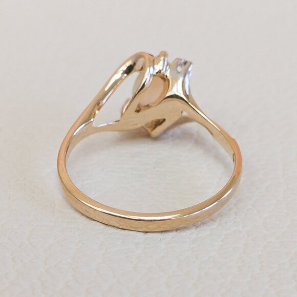 14K Gold Australian Opal & Diamond Ring – Vintage 1990s Setting, Size 6.75 - Picture 10 of 16